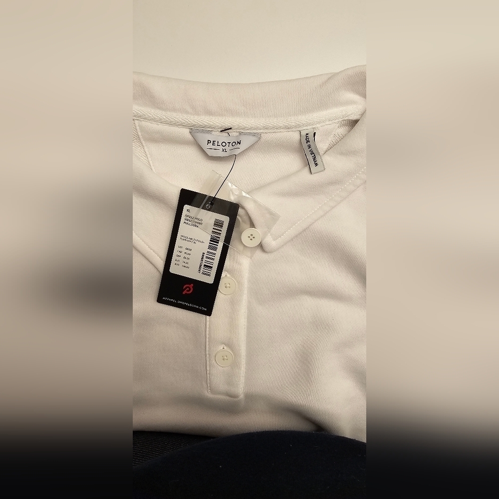 New Peloton Polo Sweatshirt Pullover – White with Lilac Gingham Graphic Size XL - Picture 2 of 7